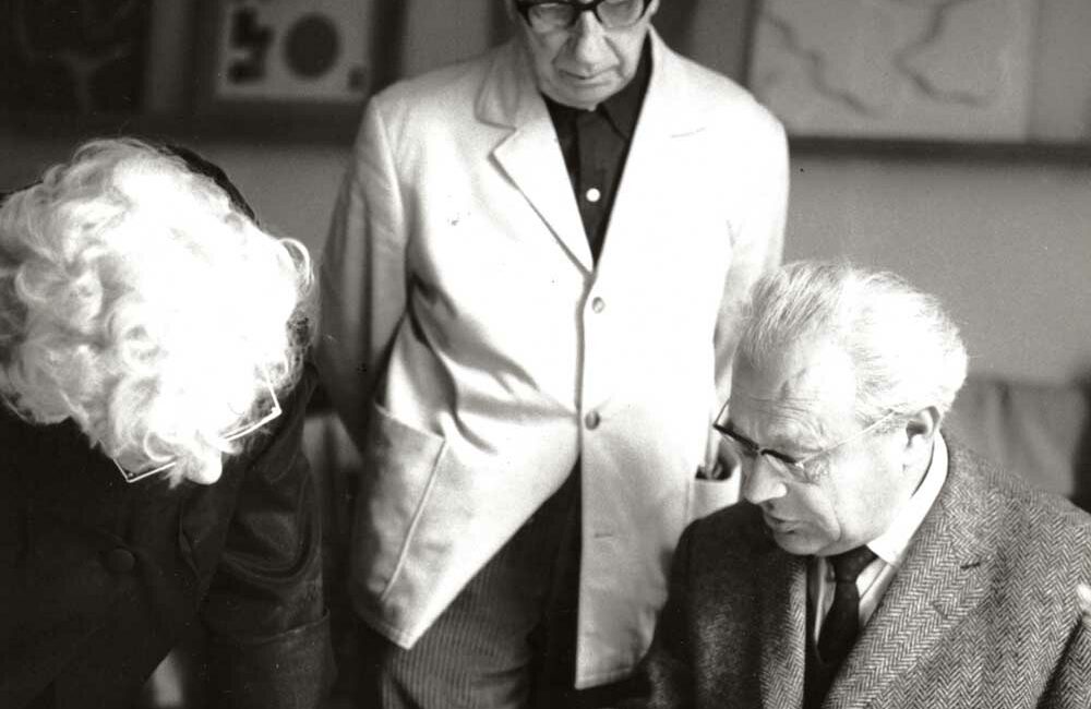 Photo de Tzara, Mr et Mme Arp 5