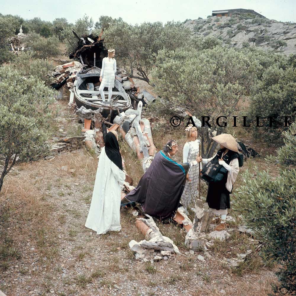 Photo Dali et les Hippies 27