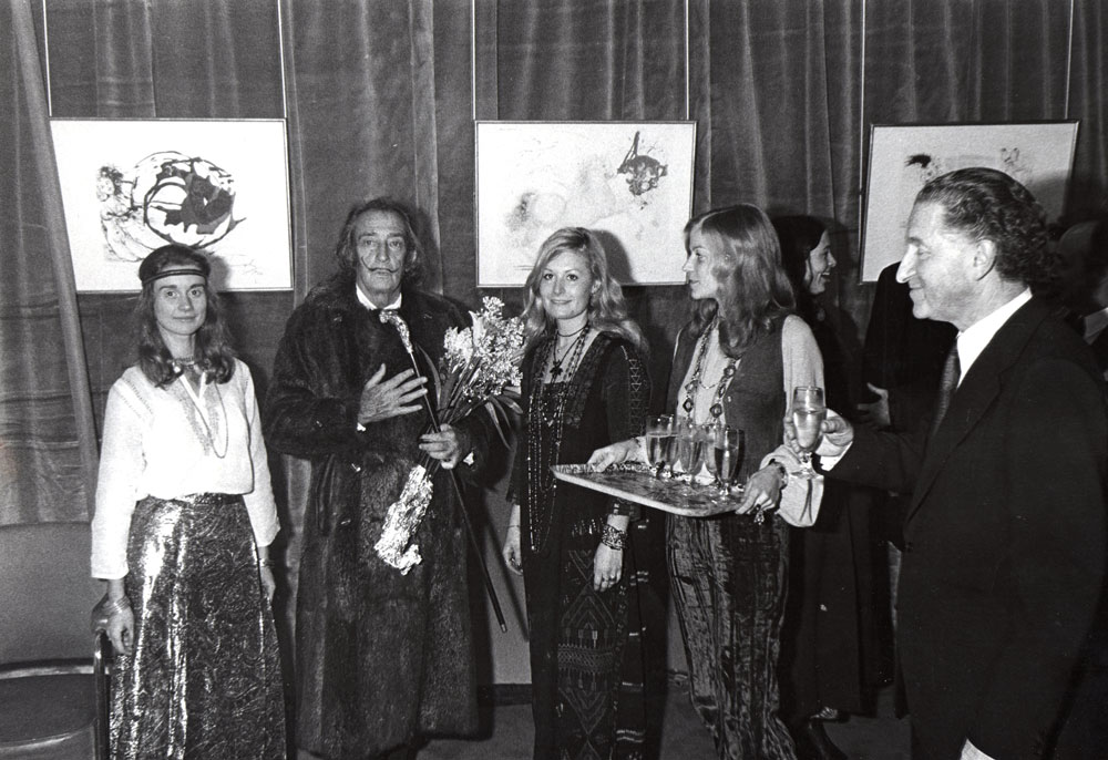 1GF.da_ Salvador Dali at Galerie Furstenberg Paris in 1971